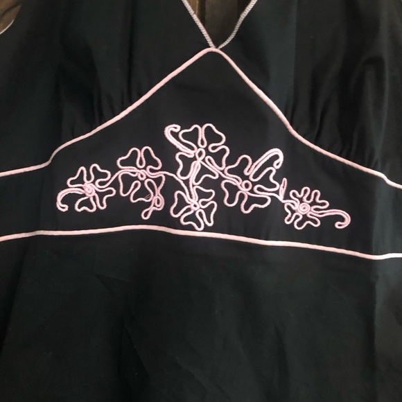 Women Halter Top - Picture 3 of 6